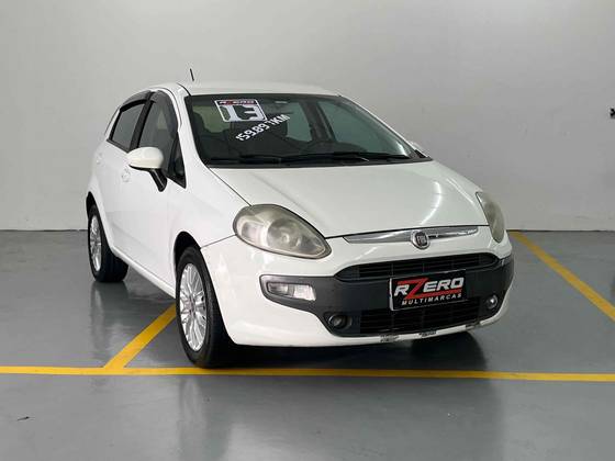 FIAT PUNTO 1.6 ESSENCE 16V FLEX 4P MANUAL